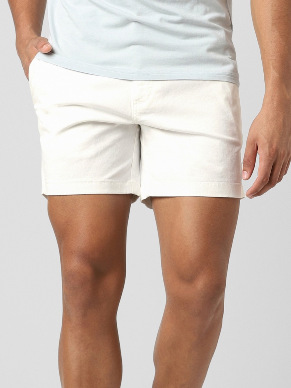 Bearbottom 5.5” Stretch Short in Off White Color Size Large